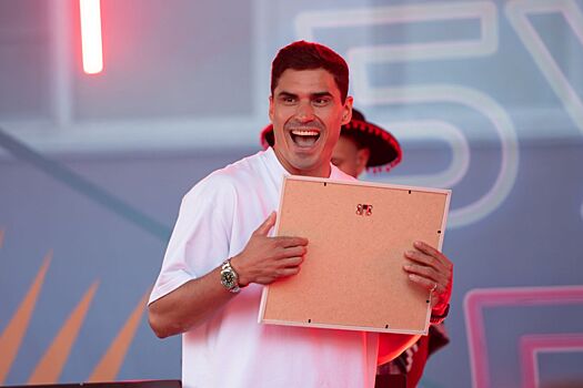 Интервью с нападающим Авангарда Наилем Якуповым, работа с Ги Буше, реакция на возвращение Хартли в КХЛ, новый сезон