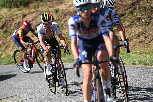 Ремко Эвенепул прокомментировал решение сойти с «Тур де Франс» — 2025