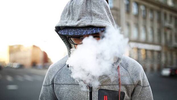 Чем опасны вейпы и нужно ли их запретить