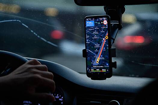 Врач предупредил водителей об опасности жары