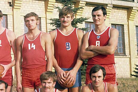 «Испортили мне всю жизнь» От золота Олимпиады до тюрьмы и мытья туалетов в США: невероятная судьба легендарного спортсмена из СССР