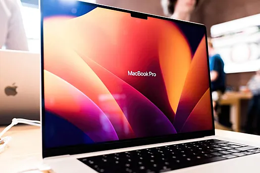 Apple начала продавать ноутбуки без зарядки