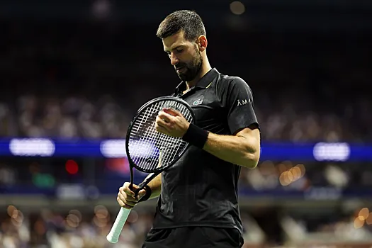 «Получить пинка под зад всегда неприятно». Джокович — о поражении от Синнера в Эр-Рияде