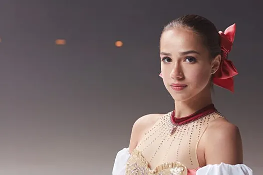 Алина Загитова после льда: дерзкий стиль, женственность и корсеты