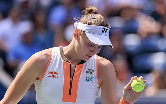 Рыбакина вышла в четвертьфинал турнира в Токио