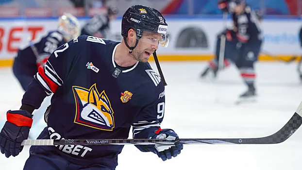 Кузнецов о зарплате в 10 млн рублей в «Металлурге»: «Мне достаточно. Заплатить за жилье, перевести какую-то сумму родителям. Повторю: мне хотелось именно поиграть в хоккей»