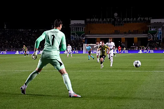 Куртуа покинет «Реал» в 2027 году. Перес хочет, чтобы его сменил Лунин — El Nacional