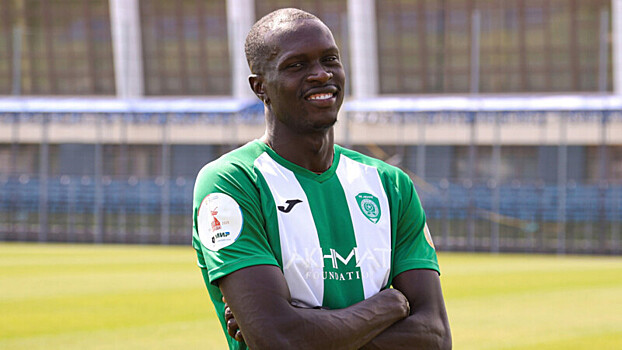 Защитник «Ахмата» Ндонг заявил, что не собирается покидать Россию после расистского оскорбления со стороны Сперцяна