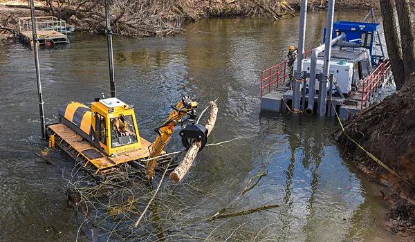 В Курске запустили спецтехнику для расчистки Тускари