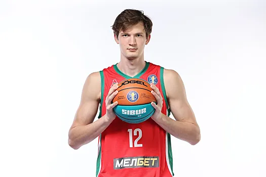 Конфликт между Кириллом Елатонцевым и Локомотивом-Кубань: клуб подозревает баскетболиста в обмане и симуляции — что известно