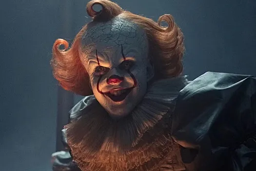 Режиссёр «Оно: Добро пожаловать в Дерри» объяснил, почему Пеннивайз такой жестокий