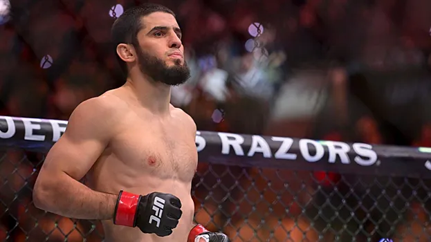 Кормье назвал тяжелейшего соперника для Махачева