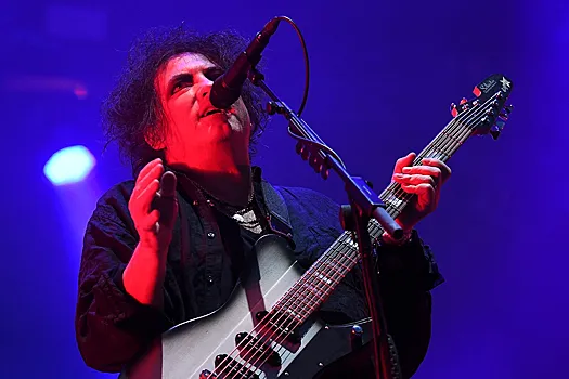 Легендарная группа Cure представила трейлер фильма-концерта о "потерянном мире"