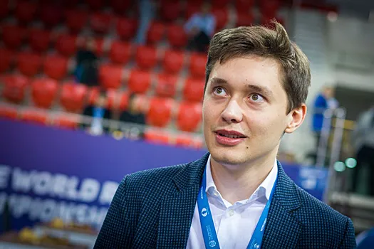 Андрей Есипенко сыграет тай-брейк с Вэй И в полуфинале Кубка мира