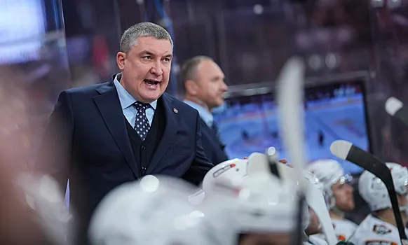 Гатиятулин о 3:2 с «Шанхаем»: «Ак Барс» смог включиться при 0:2. Сейчас можем поэкспериментировать, у нас есть месяц-полтора»