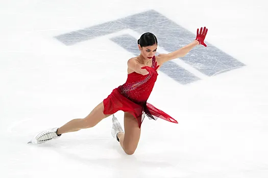Петросян впервые в сезоне исполнила два четверных тулупа на Гран-при в Омске