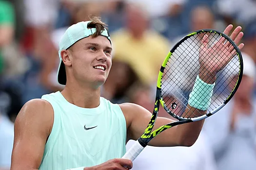 «Дела идут очень хорошо». Руне опубликовал пост о процессе восстановления после травмы