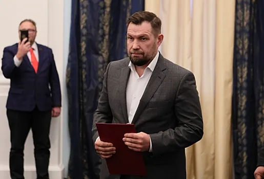 Партию омских справедливороссов вновь возглавил Владимир Гуселетов