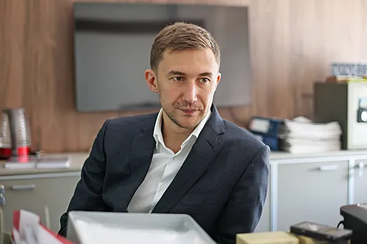 Сергей Карякин открыл шахматные клубы в Индии