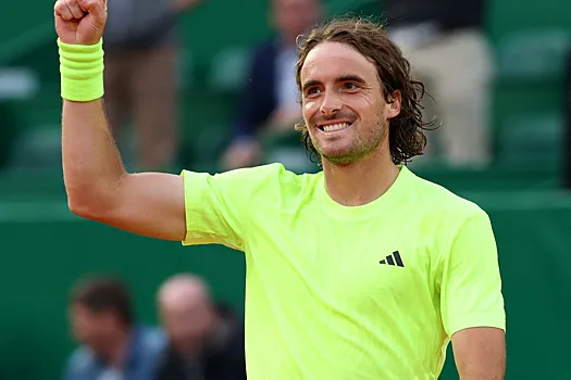 Циципас: ракетостроение — это сложно. А принять подачу со скоростью 225 км/ч прямо в «Т»?