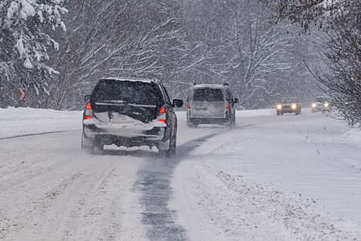 Автоэксперт Попов: за зиму нужно помыть машину не менее четырех раз