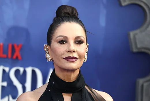 Кэтрин Зета-Джонс помянула покойного свекра Кирка Дугласа в день его рождения