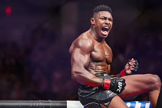 «Вынесу тебя к чёрту». Бакли снова бросил резкий вызов Рахмонову