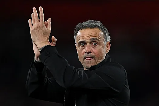 «Вижу впервые». Тренер «ПСЖ» Энрике — о четырёх подряд отбитых пенальти Сафонова в финале